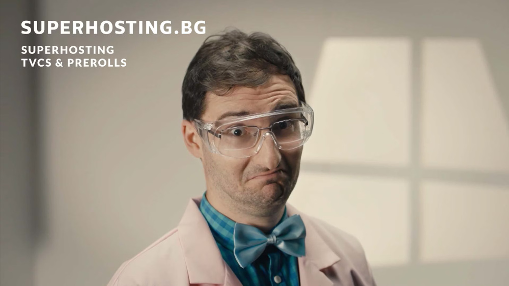 Superhosting campaign visual